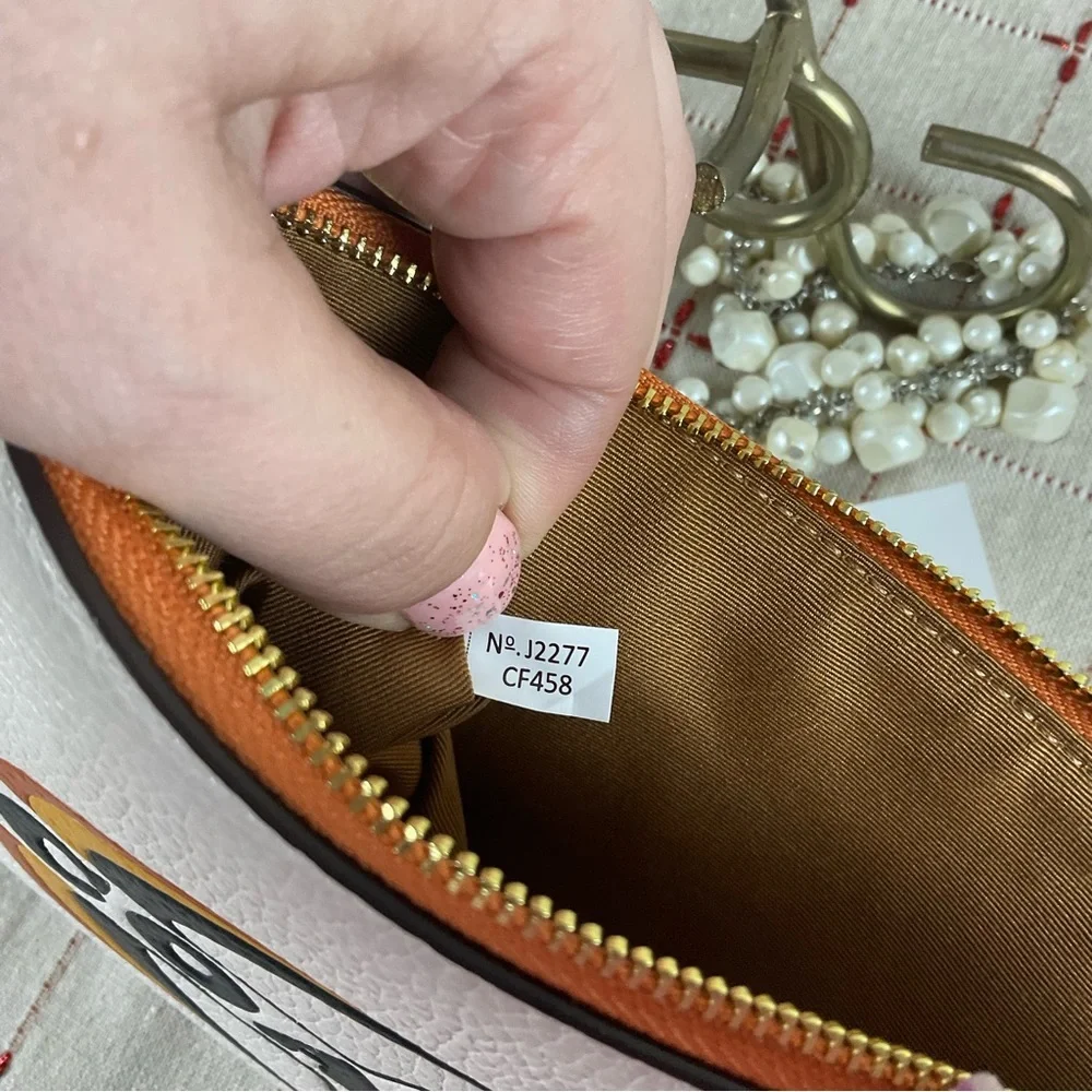 COACH Large Stamped Pebble Leather Corner Zip Wristlet Wallet Clutch CF458 New - Picture 7 of 7